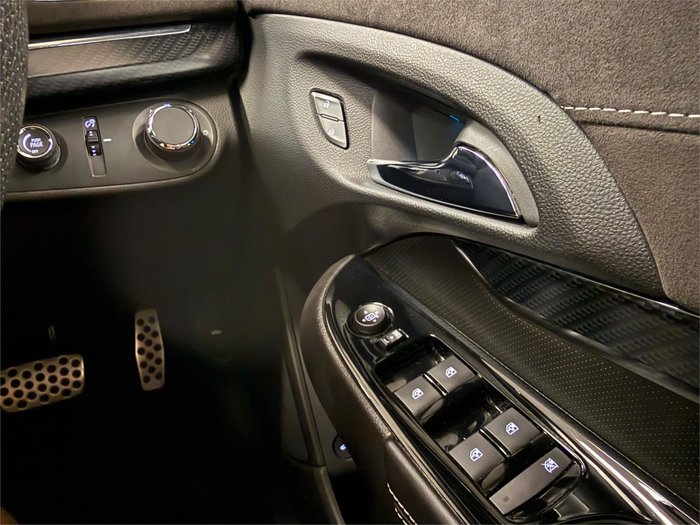 2016 Holden Commodore SS V