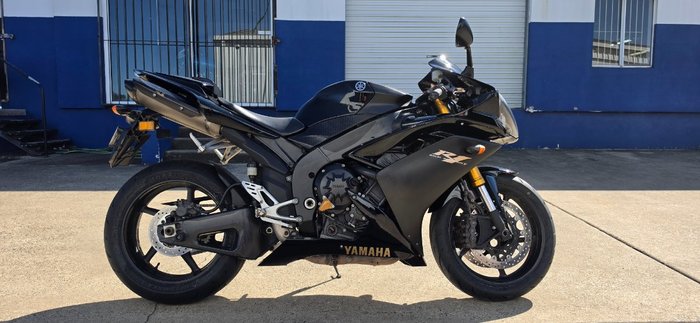 2008 Yamaha YZF-R1 Black