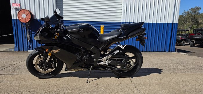 2008 Yamaha YZF-R1 Black