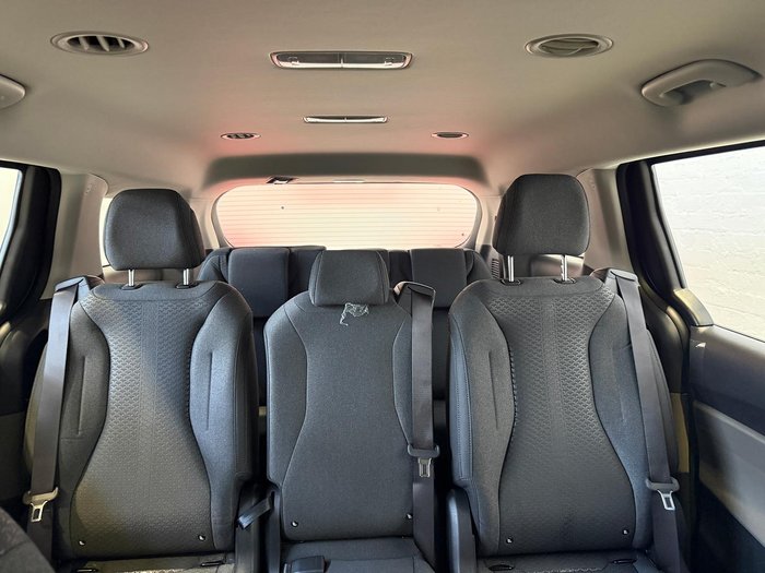2026 Kia Carnival S HEV