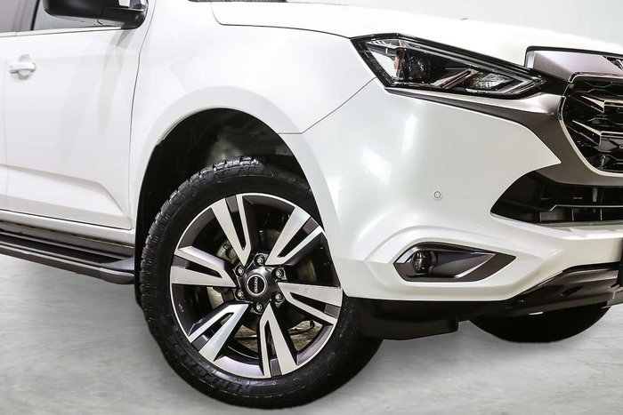 2023 Isuzu MU-X LS-T