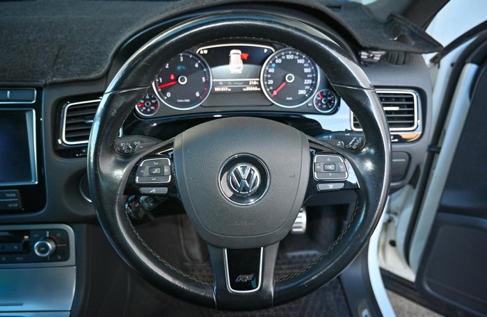 2015 Volkswagen Touareg V8 TDI R-Line