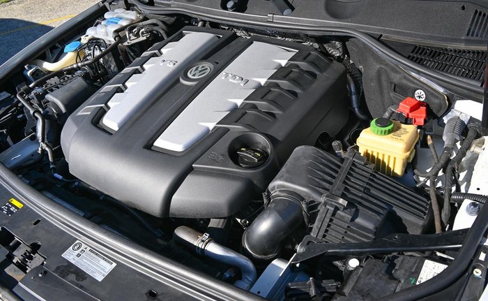 2015 Volkswagen Touareg V8 TDI R-Line