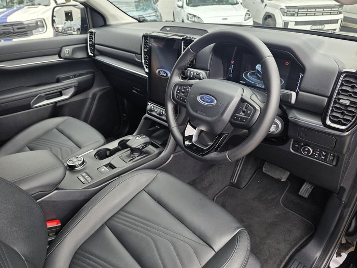 2025 Ford Everest Trend