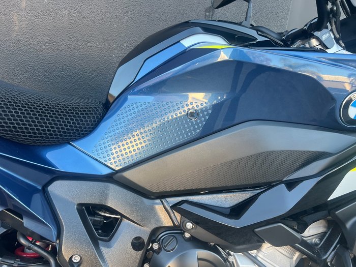 2025 BMW S 1000 XR BLUE