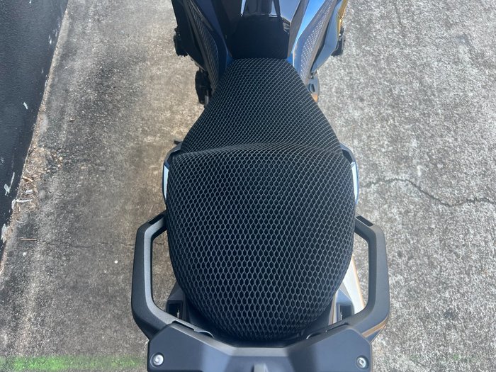 2025 BMW S 1000 XR BLUE