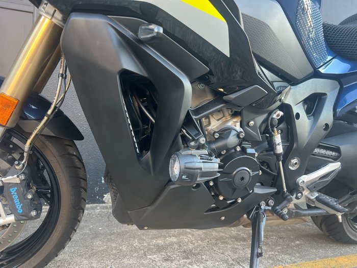 2025 BMW S 1000 XR BLUE