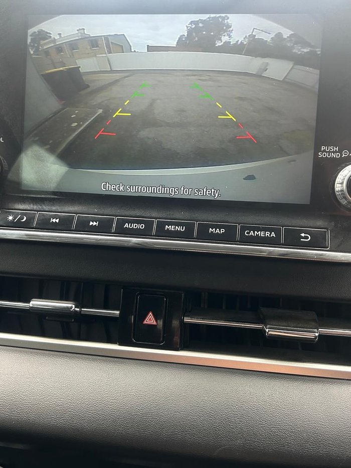 2022 Mitsubishi Outlander LS