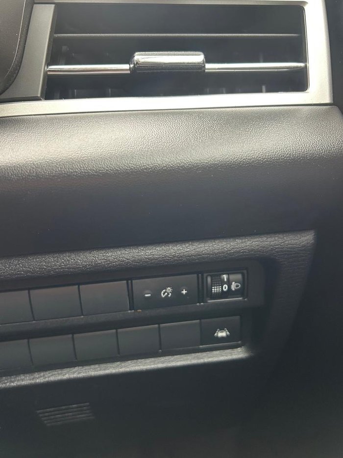 2022 Mitsubishi Outlander LS