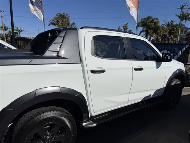 2026 Isuzu D-MAX X-TERRAIN