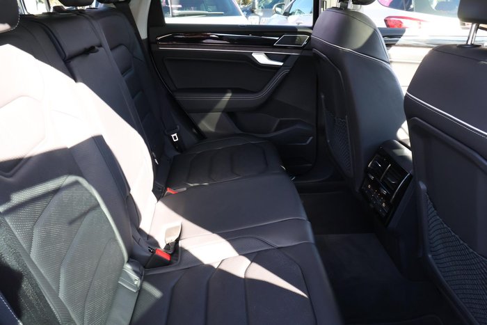 2024 Volkswagen Touareg 210TDI Elegance