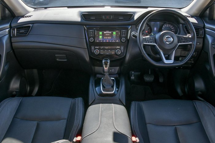 2022 Nissan X-TRAIL ST-L