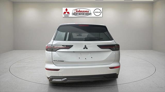 2026 Mitsubishi Outlander Black Edition