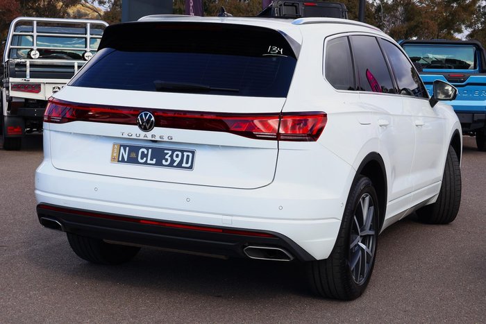2024 Volkswagen Touareg 210TDI Elegance