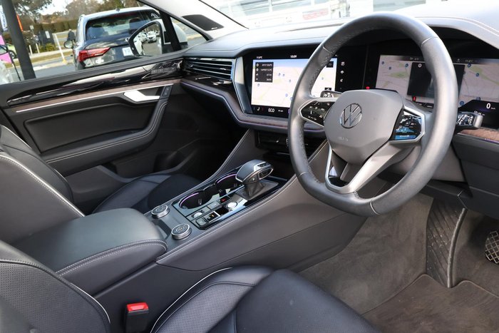 2024 Volkswagen Touareg 210TDI Elegance