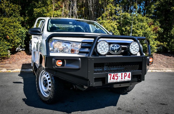 2023 Toyota Hilux SR