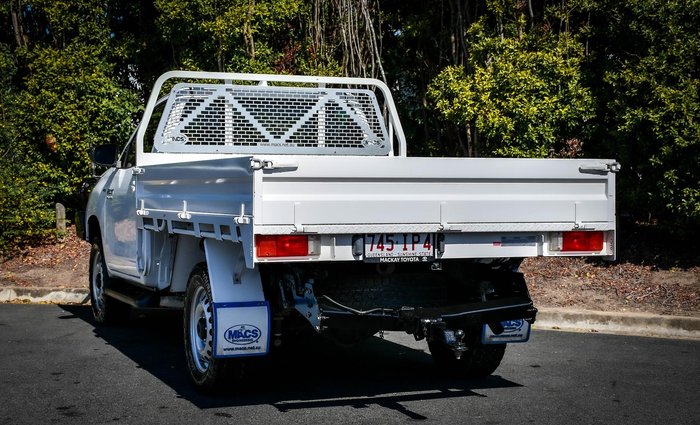 2023 Toyota Hilux SR