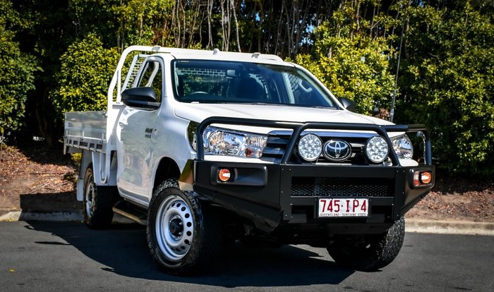 2023 Toyota Hilux SR