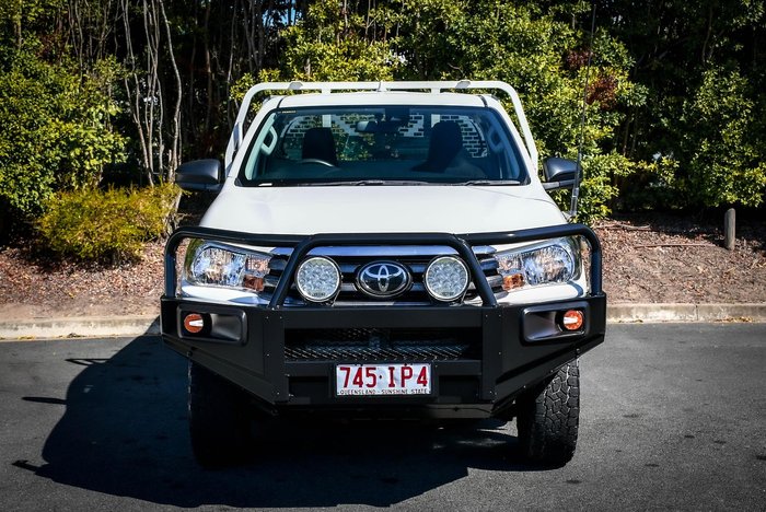 2023 Toyota Hilux SR