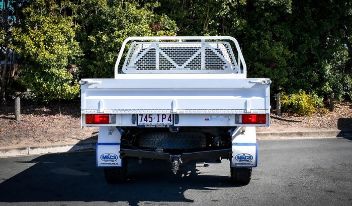 2023 Toyota Hilux SR