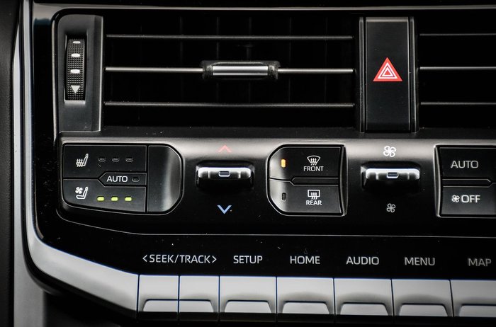 2022 Toyota Landcruiser VX