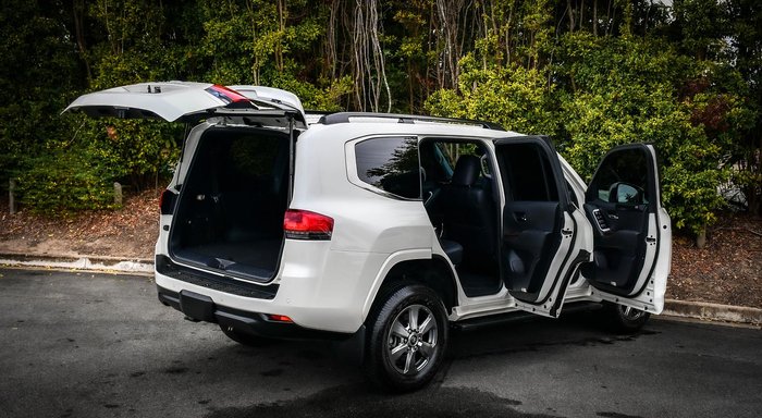 2022 Toyota Landcruiser VX