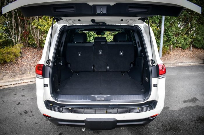 2022 Toyota Landcruiser VX