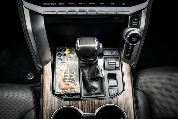 2022 Toyota Landcruiser VX