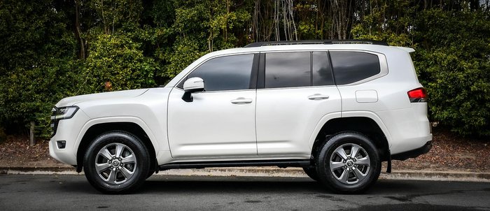2022 Toyota Landcruiser VX