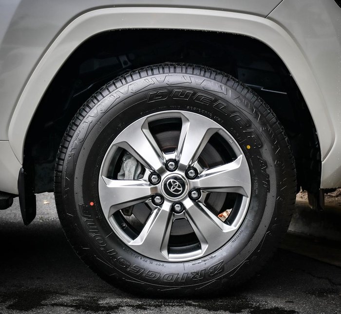 2022 Toyota Landcruiser VX