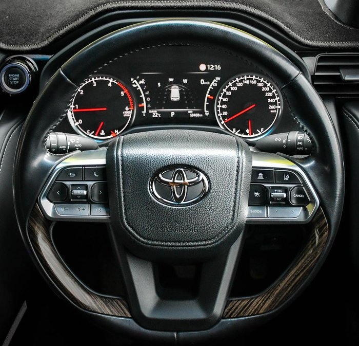 2022 Toyota Landcruiser VX