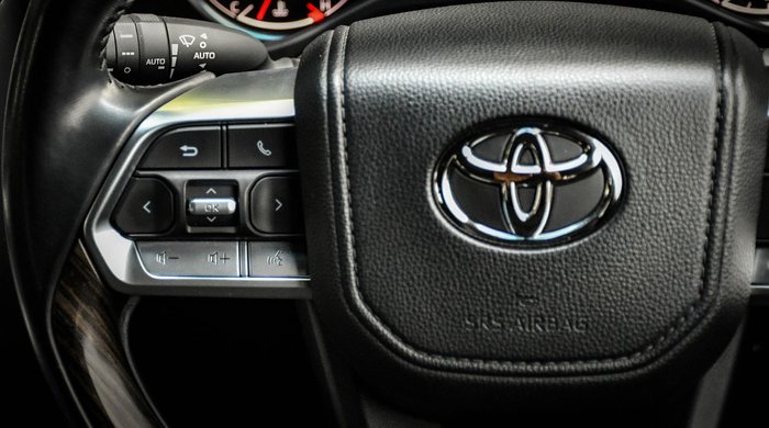 2022 Toyota Landcruiser VX