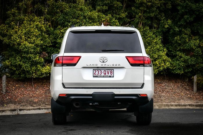 2022 Toyota Landcruiser VX
