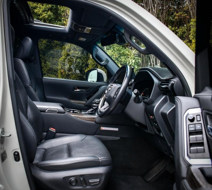 2022 Toyota Landcruiser VX
