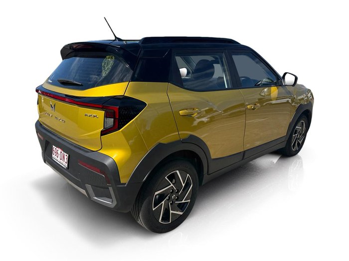 2025 Mahindra XUV3XO AX7L
