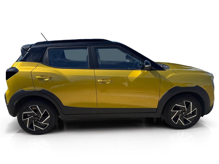 2025 Mahindra XUV3XO AX7L