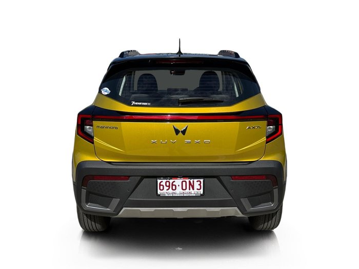 2025 Mahindra XUV3XO AX7L