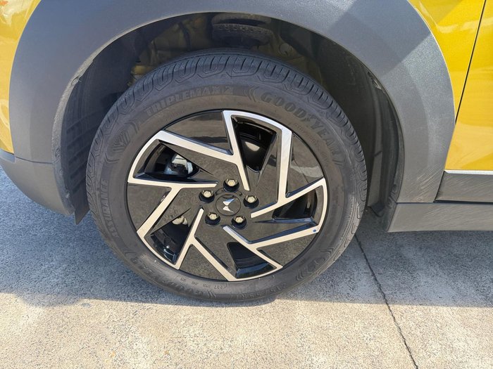 2025 Mahindra XUV3XO AX7L