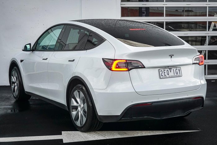 2022 Tesla Model Y Rear-Wheel Drive
