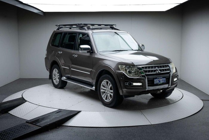 2015 Mitsubishi Pajero