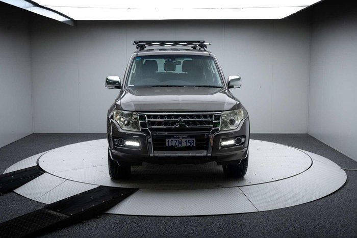 2015 Mitsubishi Pajero