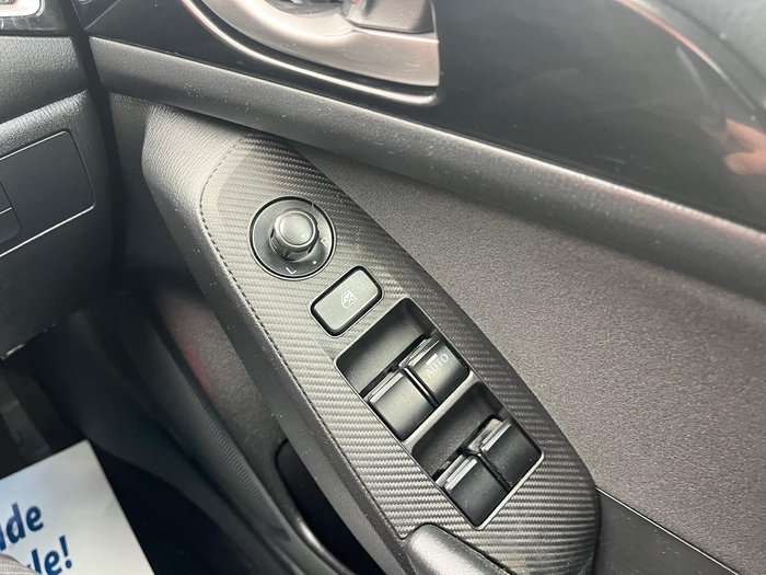 2014 Mazda 3 Neo