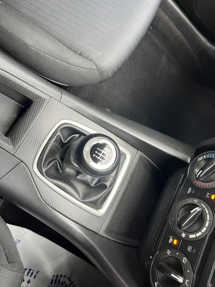 2014 Mazda 3 Neo