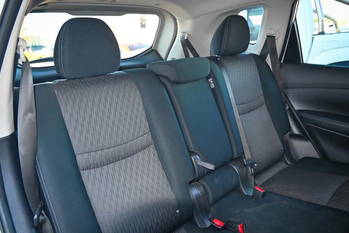 2019 Nissan X-TRAIL ST