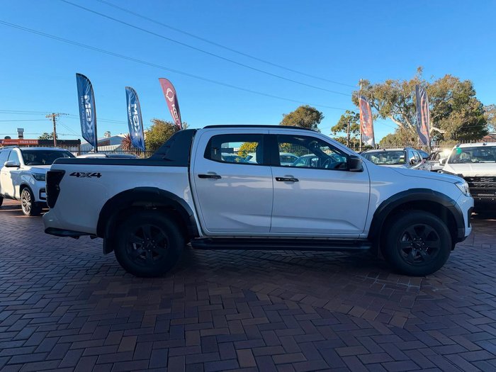 2025 Isuzu D-MAX X-TERRAIN