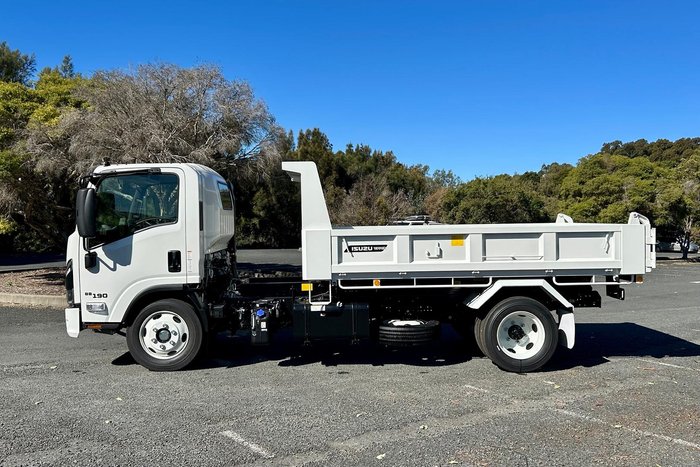 2026 Isuzu N Series NQR 88/80-190 AM D38 Tipper