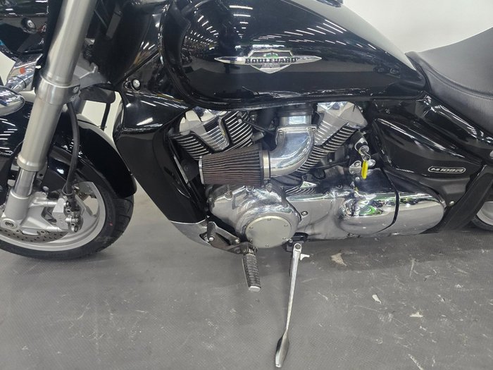 2012 Suzuki VZR 1800 BOULEVARD (M109R) Black