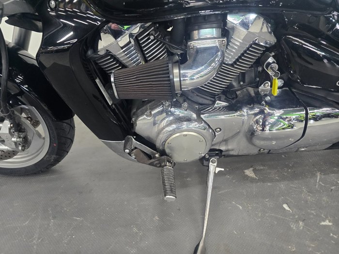 2012 Suzuki VZR 1800 BOULEVARD (M109R) Black