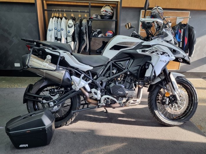 2023 BENELLI TRK 502X (ABS) White