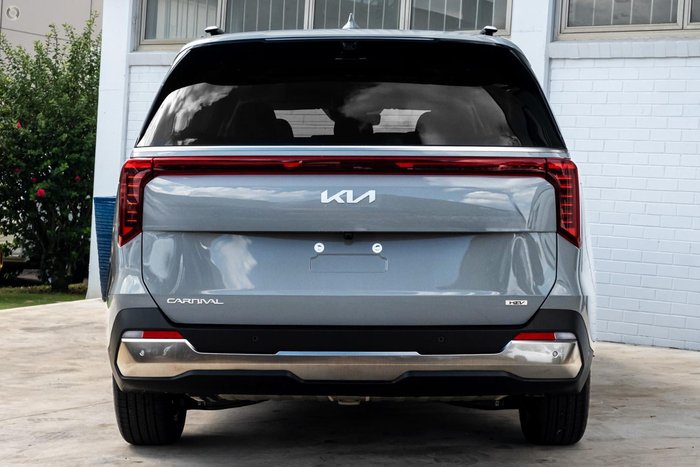 2026 Kia Carnival GT-Line HEV